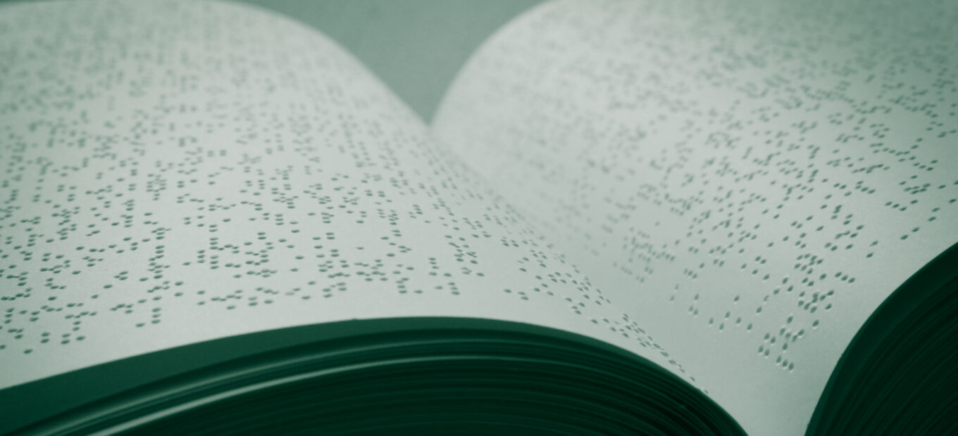 Bible braille ouverte, Foto: Mission Évangelique Braille